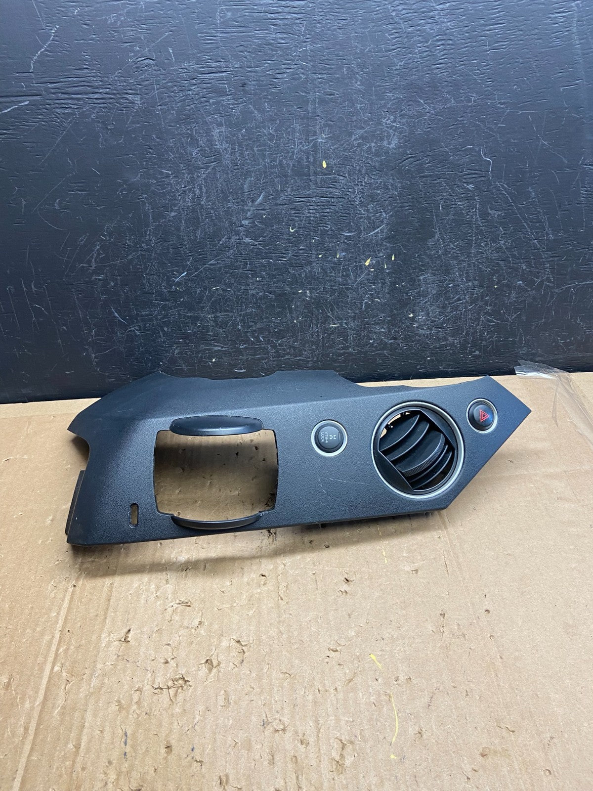 2009-2015 Honda Pilot Left Dash Vent Center Panel Bezel Hazard Button AD6867 DG1