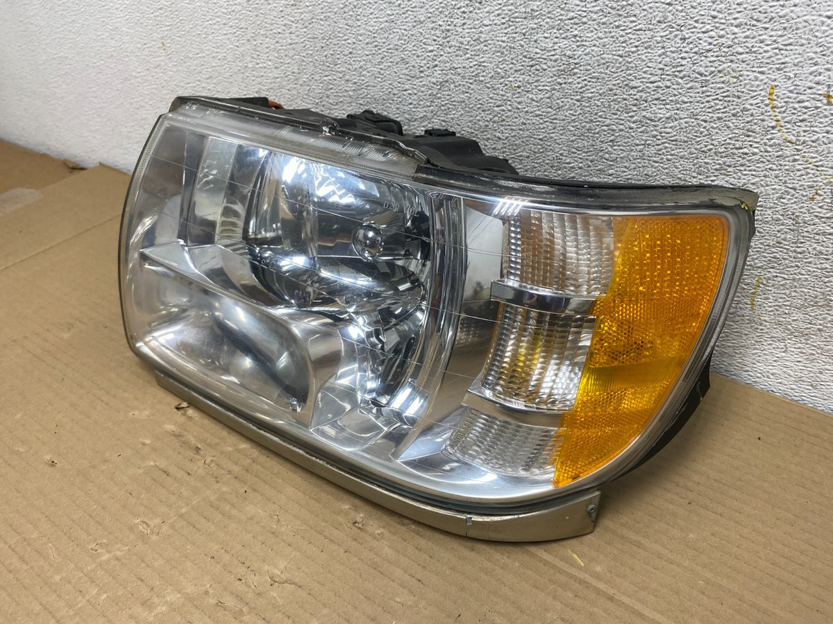 2001 to 2003 Infiniti QX4 Xenon HID Driver Left LH Side Headlight AG9334 DW2