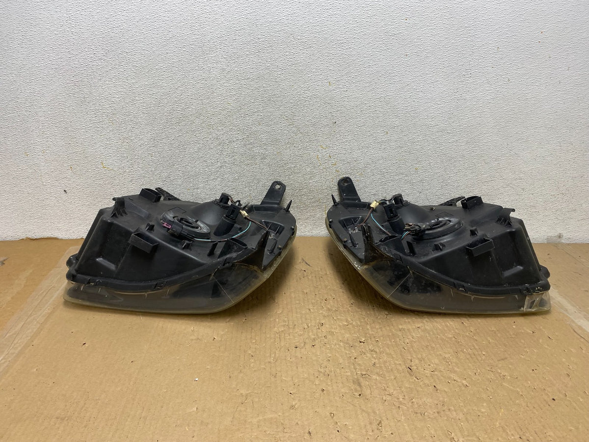 2007 - 2014 GMC Yukon Halogen Headlights Left+Right Side Set AH2853 DW14