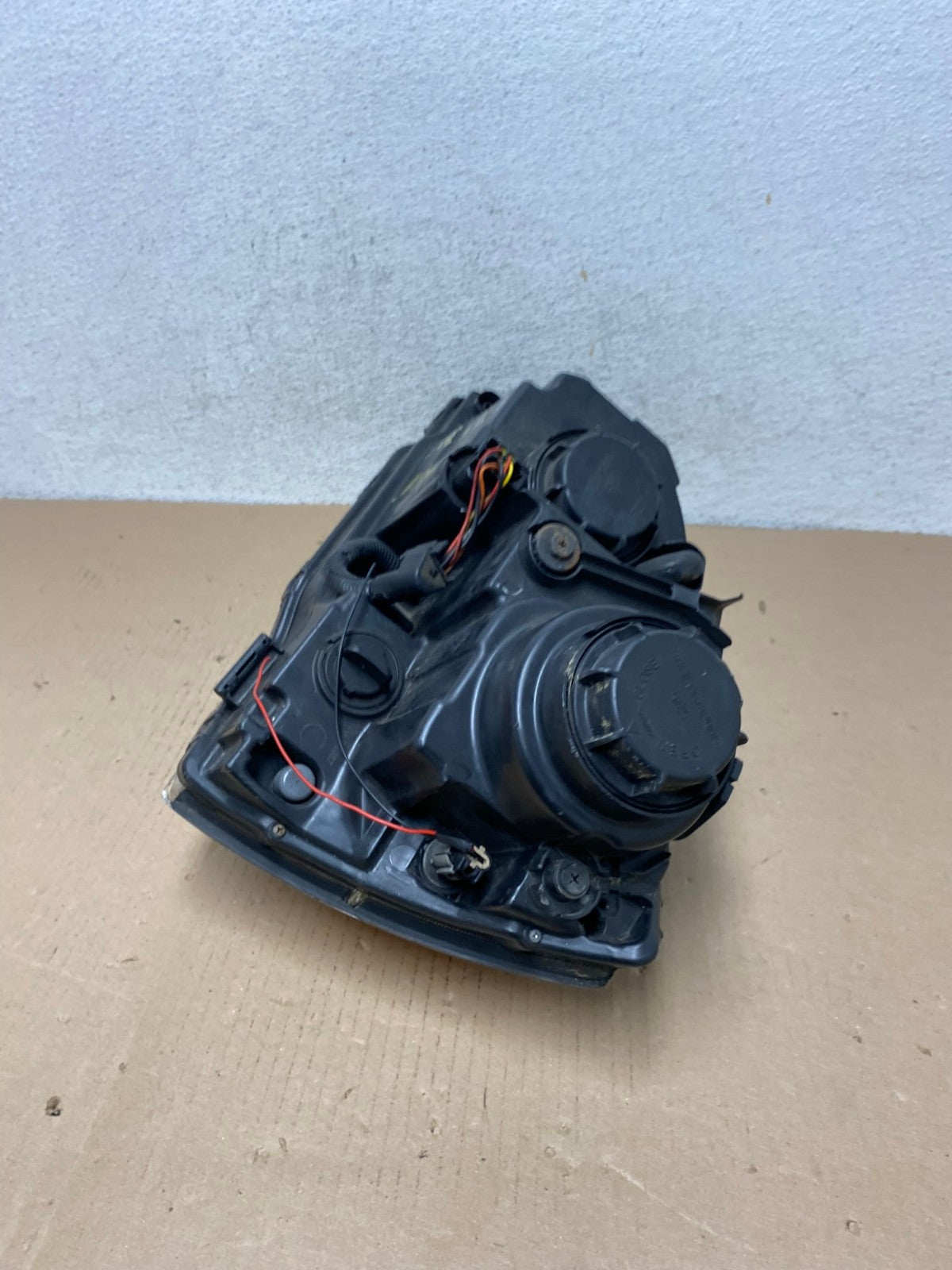 2007 2008 2009 Kia Sorento Right Passenger RH Side Headlight Halogen AF3085 LK6