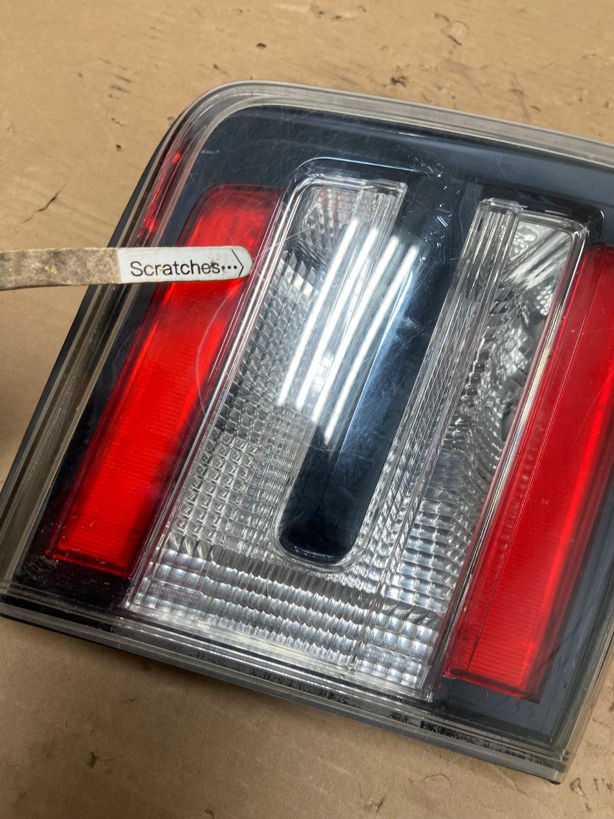 2013 to 2016 GMC Acadia Left Driver LH Side Inner Tail Light AD4270 LK3