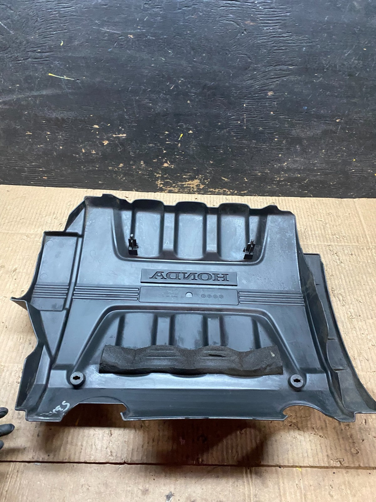 2008 to 2010 Honda Odyssey Black Engine Cover OEM 3.5L No # OEM t9931 DG4