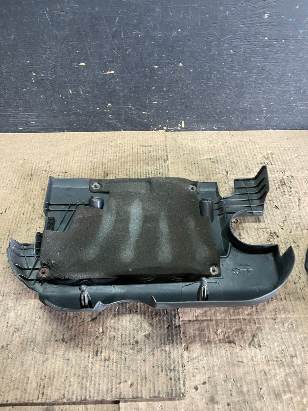 2007 to 2012 Nissan Versa Engine Motor Cover M8888 PS5