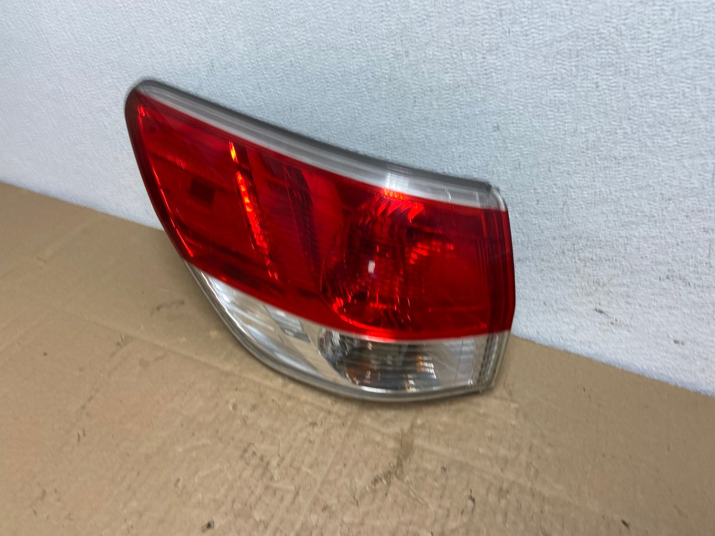 2013 to 2016 Nissan Pathfinder Left Driver Lh Side Tail light Oem AC3897 LK1