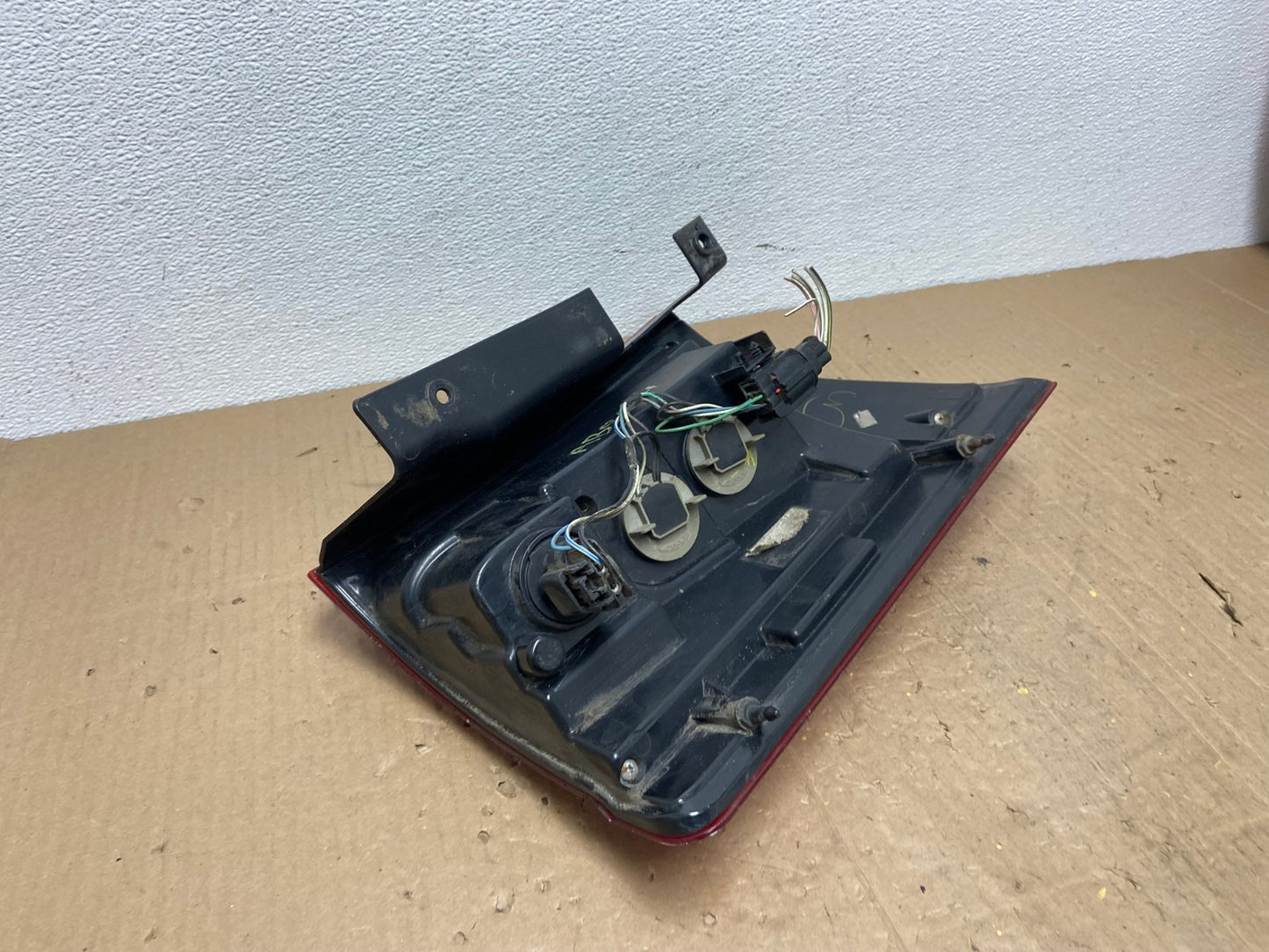 2011-2016 Chrysler Town and Country Right Passenger RH Tail Light AB8614 LK4