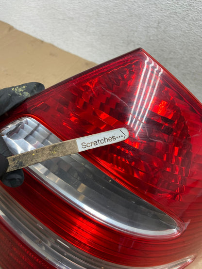No Led 2003-2006 Mercedes E Class Sedan Right Passenger Side Tail Light Y8357 DW3