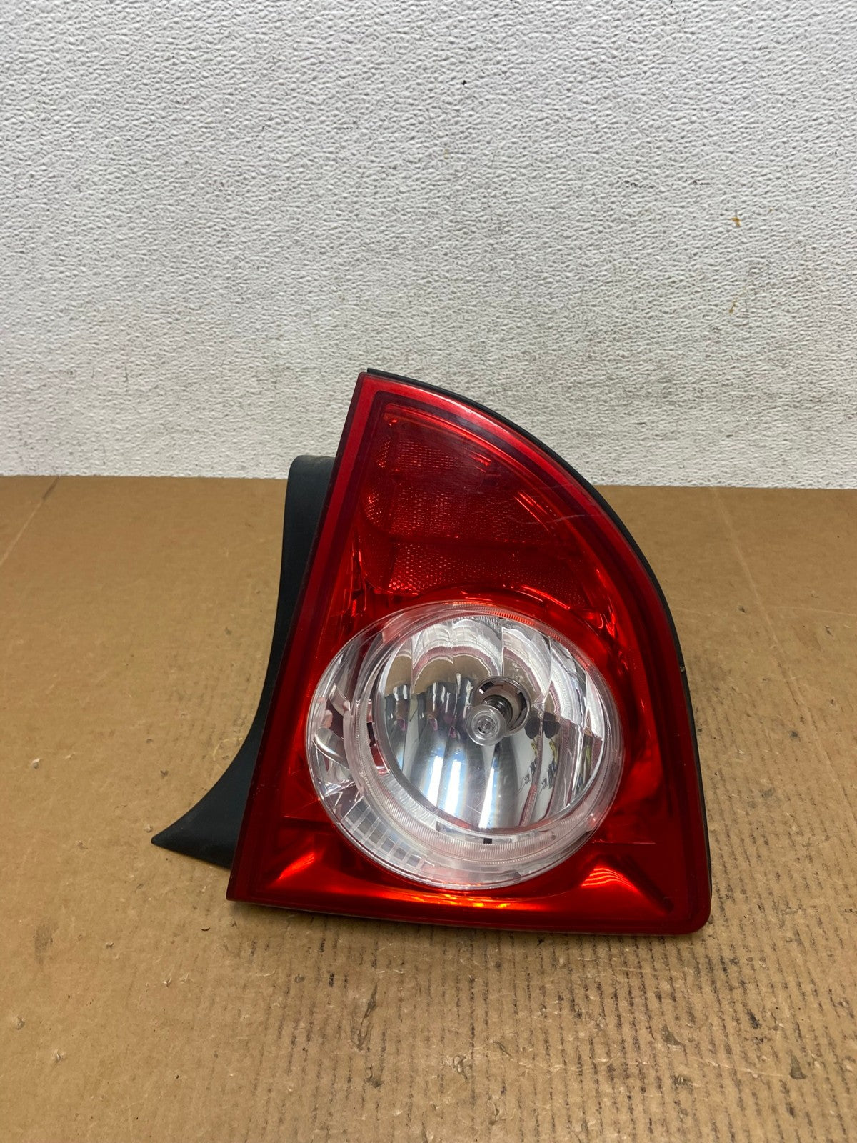 2008 - 2012 Chevrolet Malibu Right Passenger RH Side Tail Light AE0412 LK0