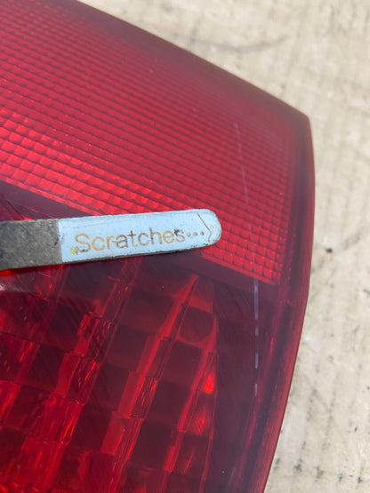 2004-2005 Toyota Sienna Right Passenger RH Side Inner Tail Light AI7053 LK3