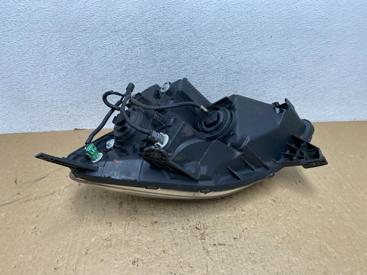 2005 -2006 Honda Crv Cr-v Halogen Headlight Right Passenger Rh AG1365 DW5