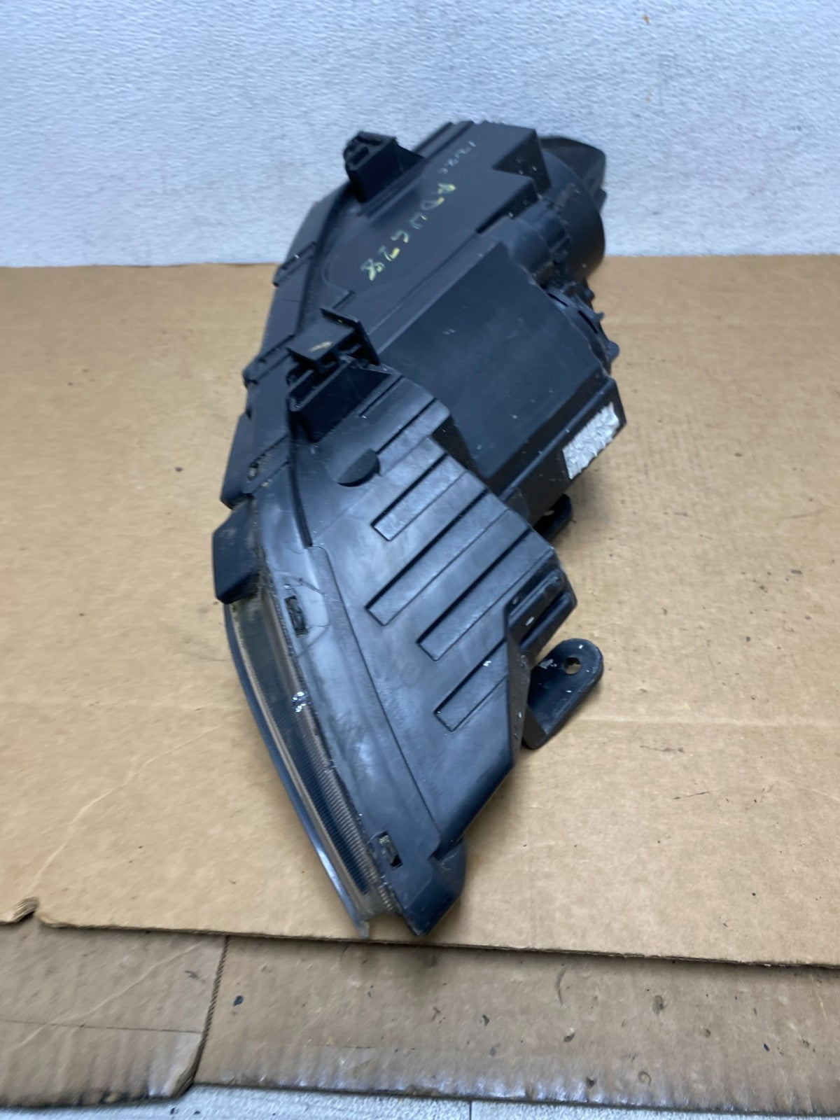2017 - 2018 Hyundai Elantra Left Driver LH Side Headlight AD4628 DW6