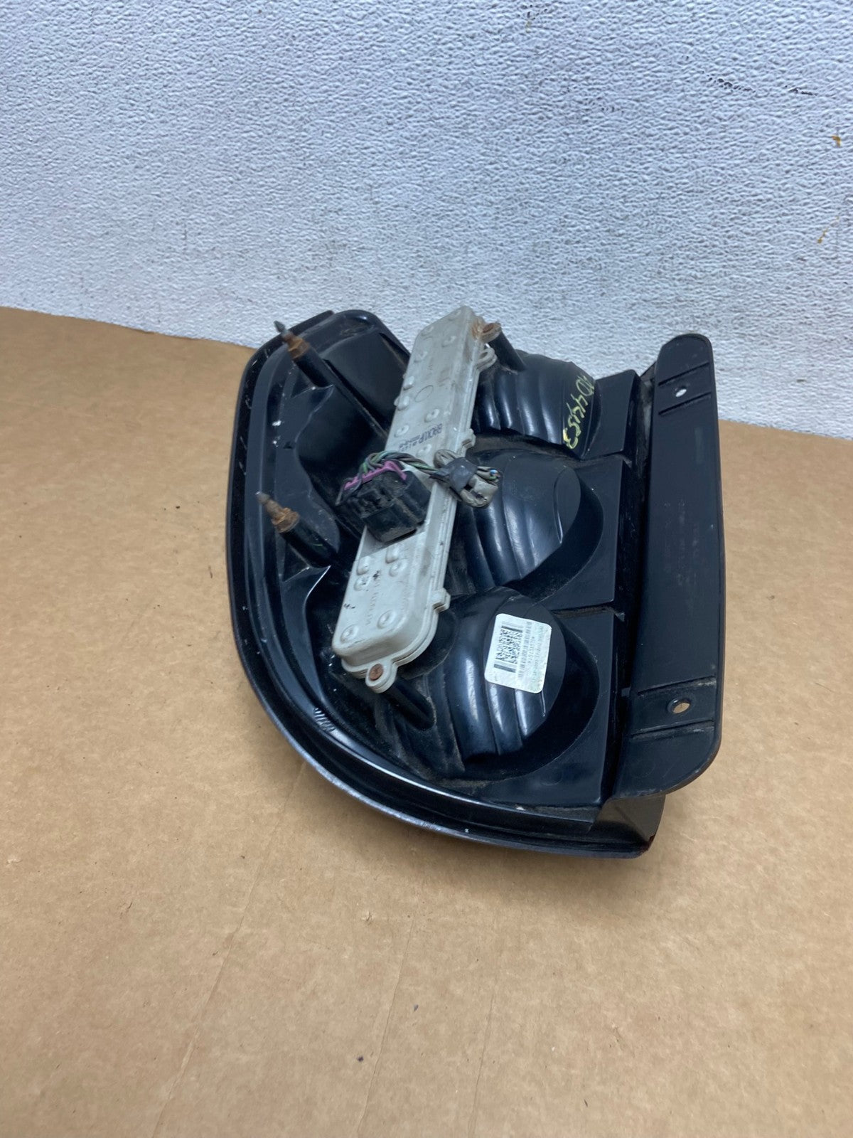 2002 to 2009 Chevrolet Trailblazer Left Driver LH Side Tail Light AD4453 LK8