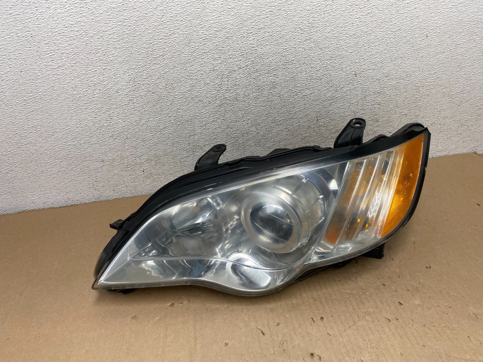 2008 - 2009 Subaru Legacy Left Driver LH Side Headlight Halogen AG6747 DW0