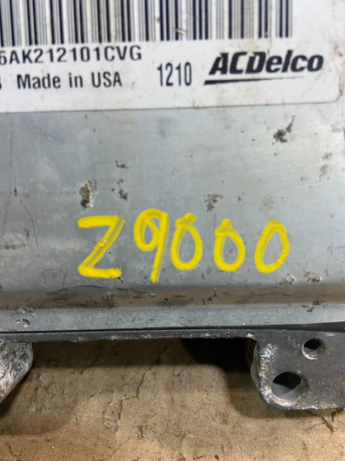 2010 to 2013 Chevrolet Silverado Yukon Engine Control Module ECM ECU Z9000 DG3