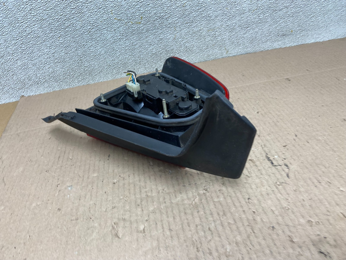 1991 to 1995 Volvo 940 960 Right Passenger RH Side Tail Light Oem Z3784 DW3