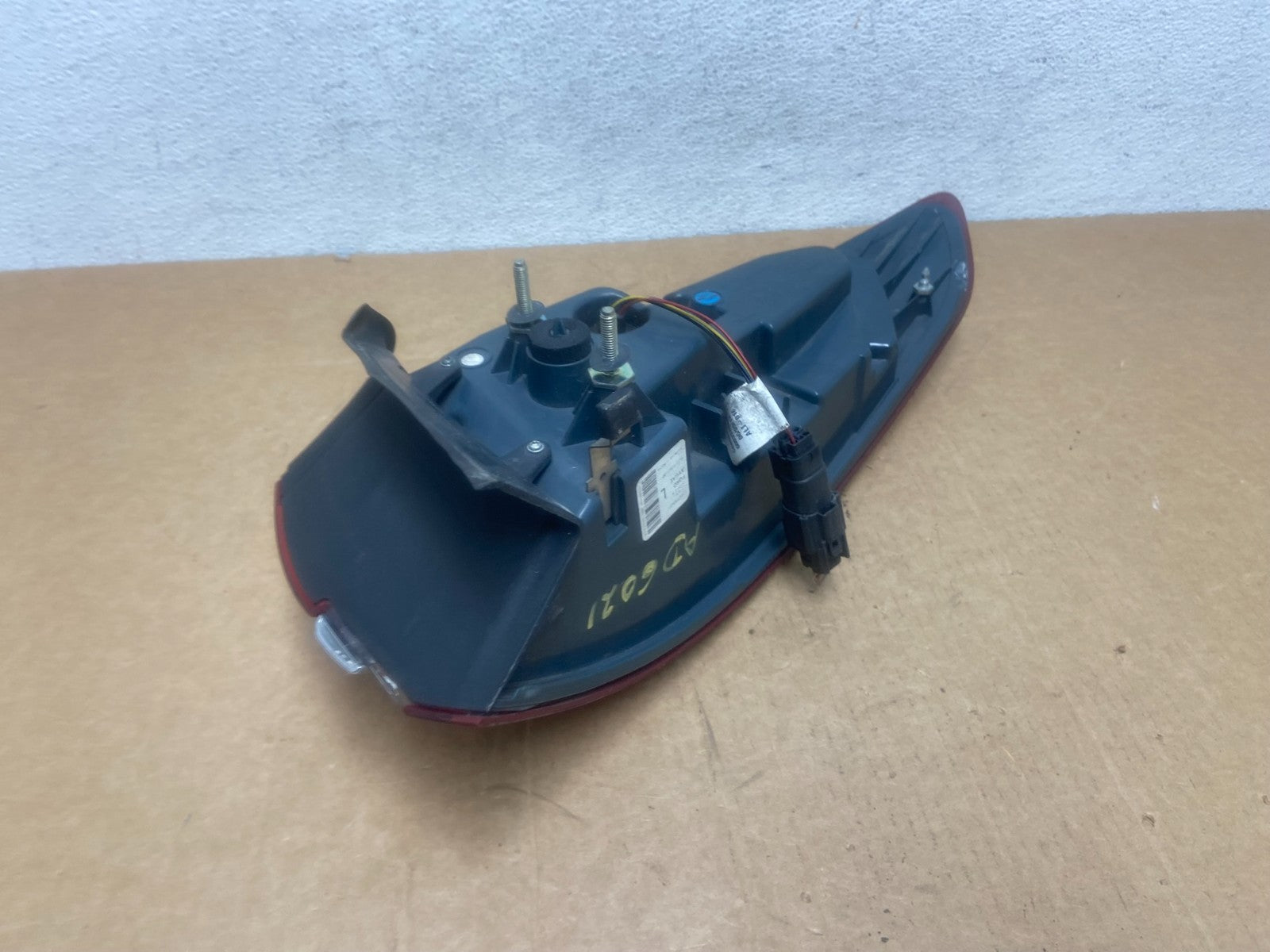 2017 - 2018 Ford Fusion Left Driver LH Side Tail Light AD6021 DW5