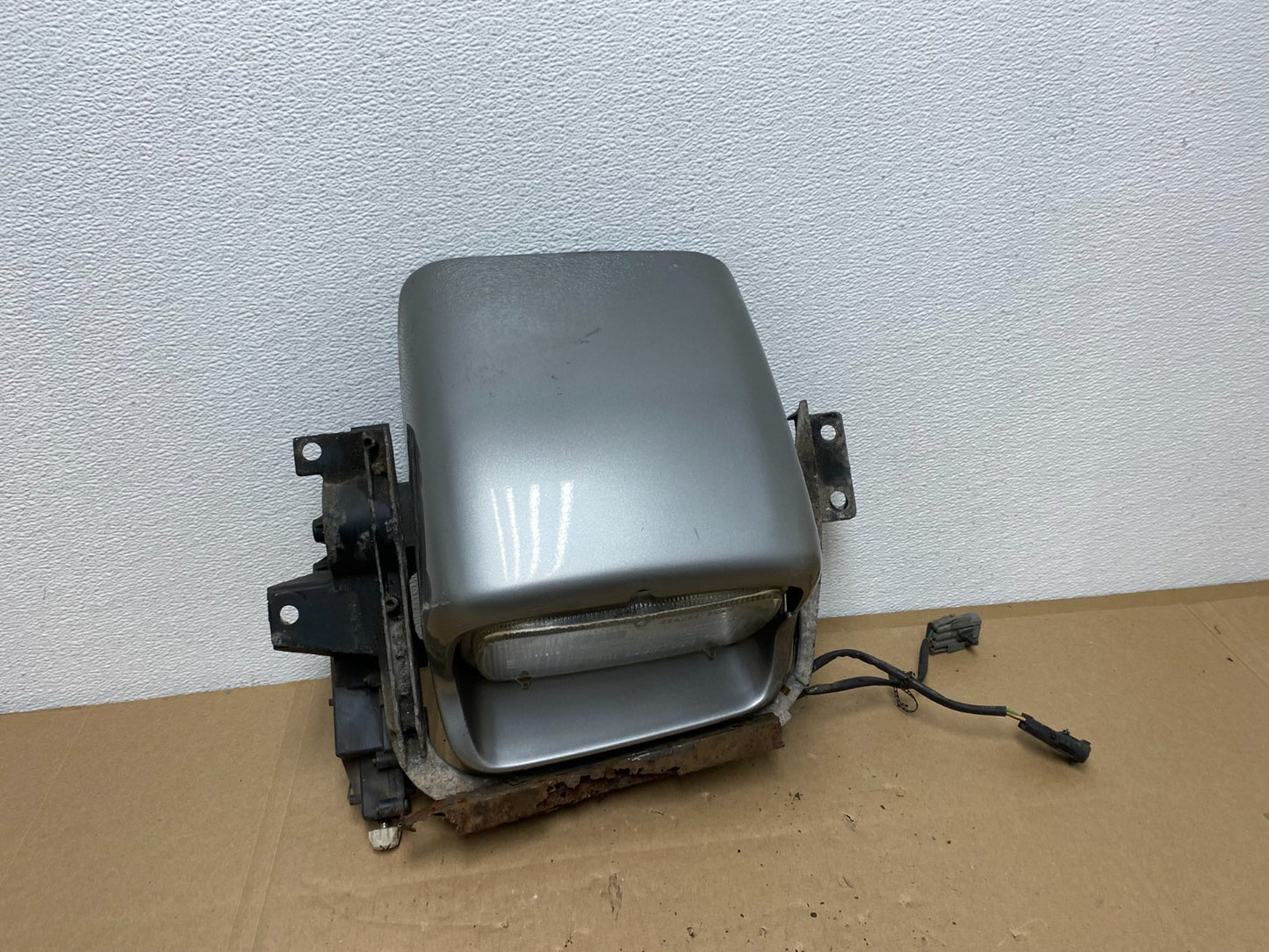 1984 to 1989 Chevrolet Corvette Left Driver LH Side Headlight OEM AB6787 DW8