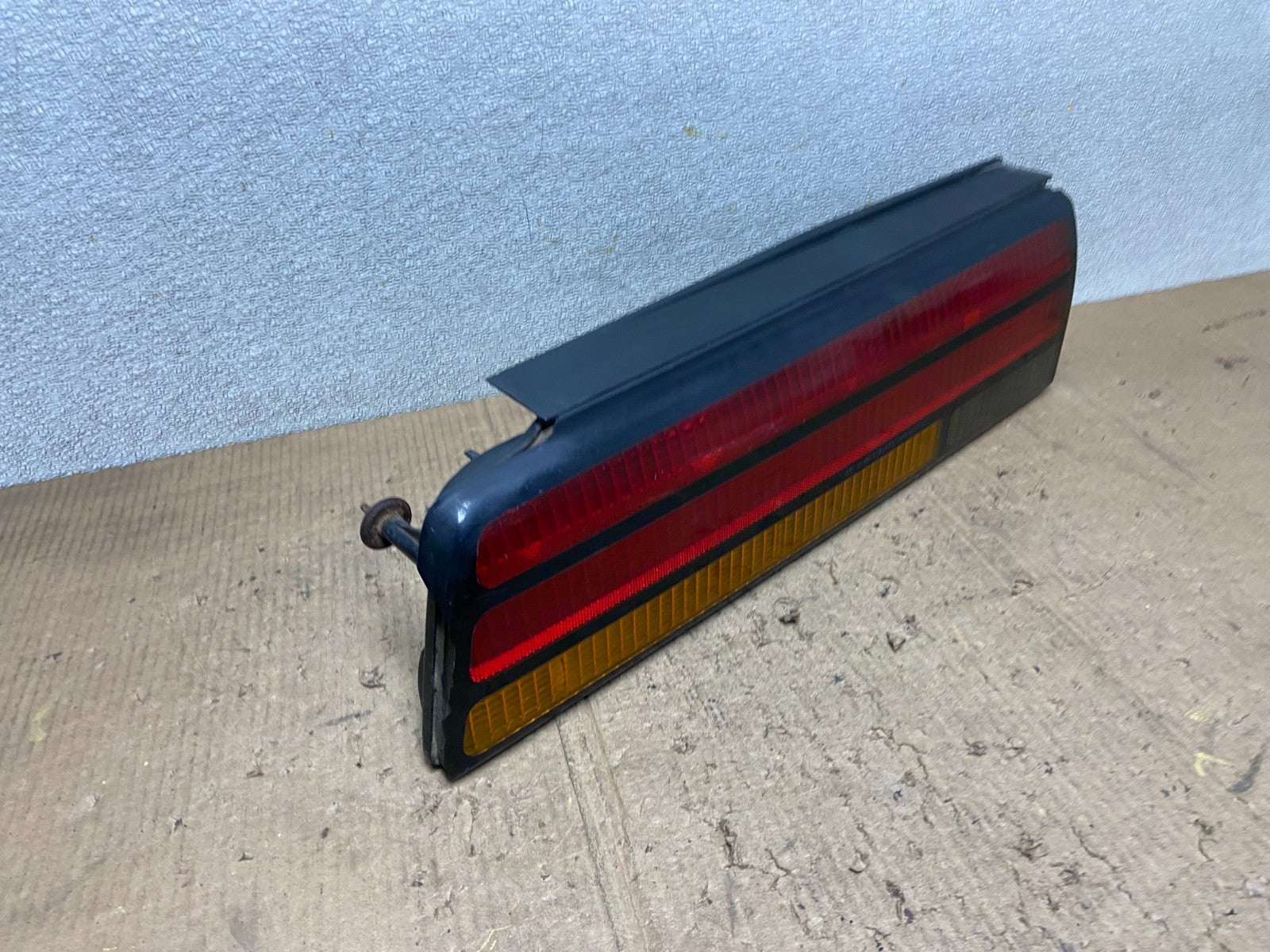 1986 to 1992 Pontiac Firebird Left Driver LH Side Tail Light Oem AA8541 LK2