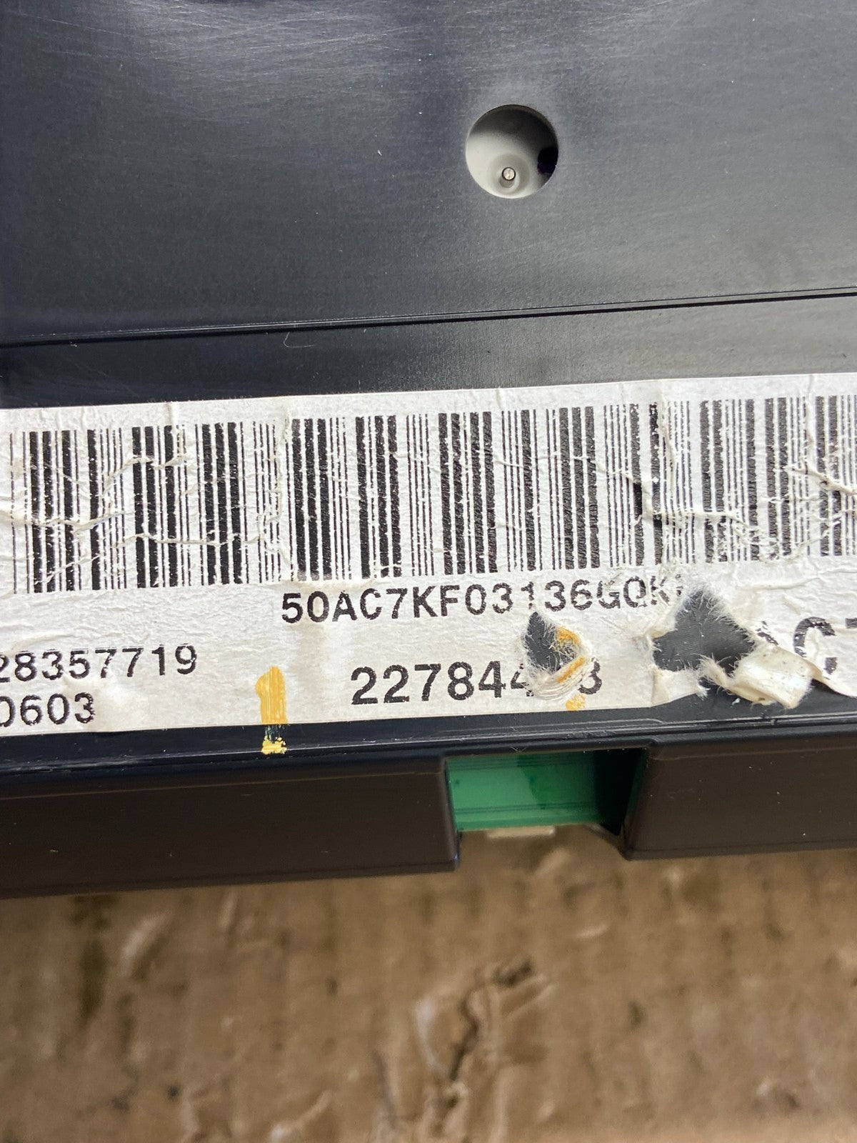 2013 2014 Chevrolet Express 1500 Speedometer Cluster Gauge AE4303 DG6