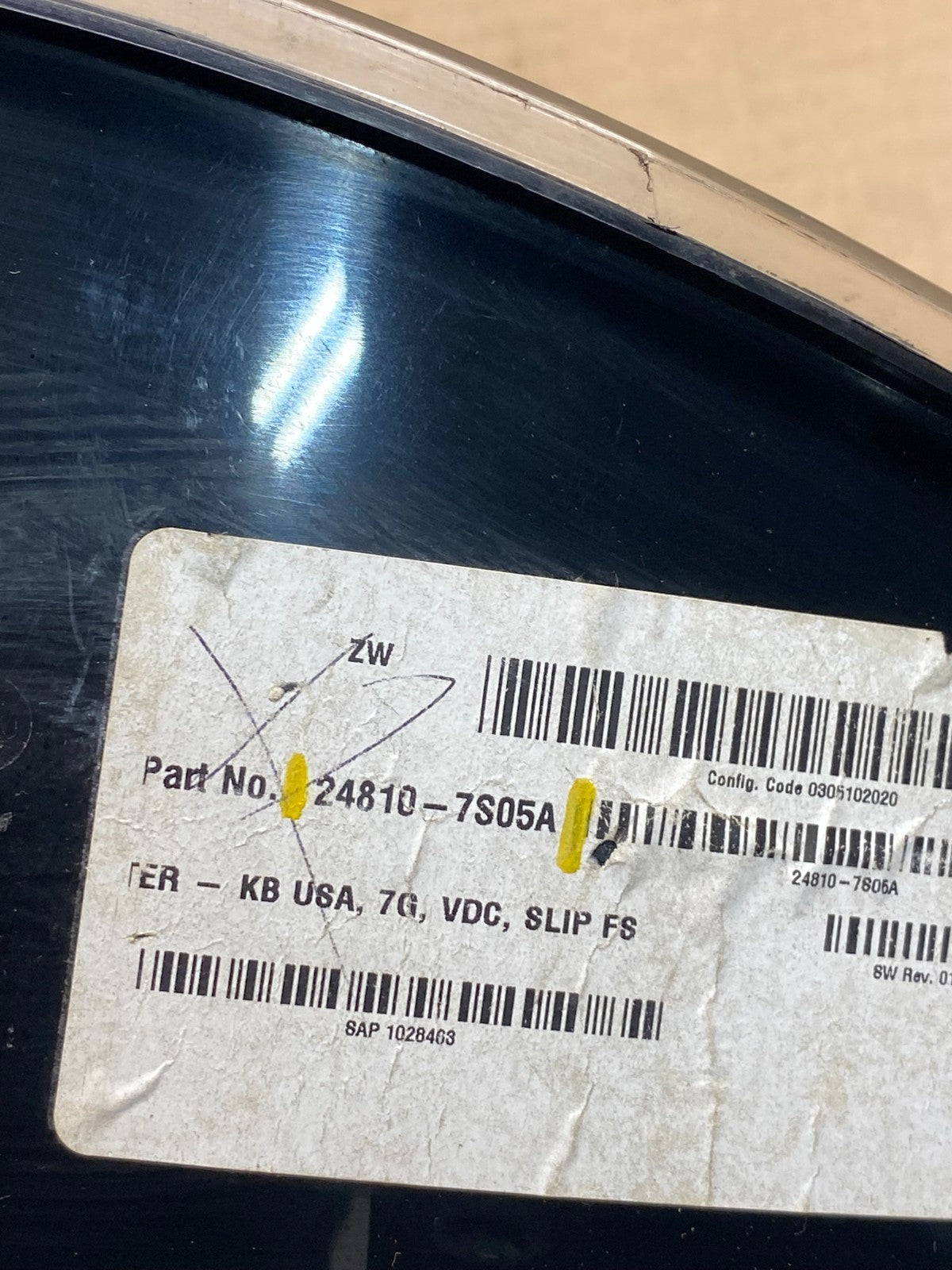2005 to 2007 Nissan Armada Speedometer Cluster Gauge Q2324 DG6