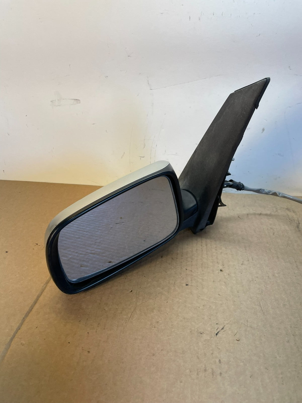 2004 to 2009 Toyota Prius Left Driver LH View Door Mirror AG2738 MS2