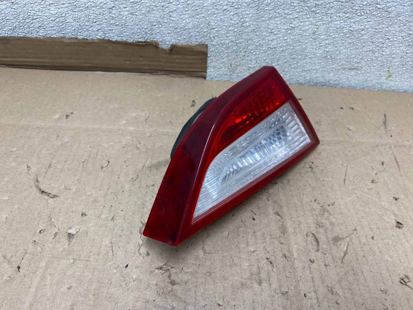2011 2012 2013 2014 Hyundai Sonata Left Driver Inner Tail Light Oem U6804 DW1