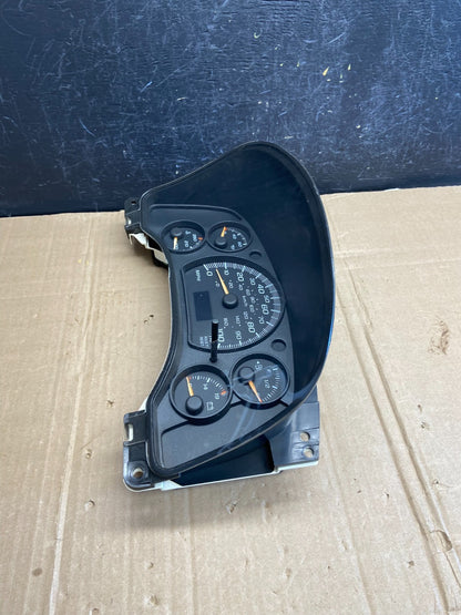 2004 to 2007 Chevrolet Express Speedometer Cluster Gauge AD7084 DG2
