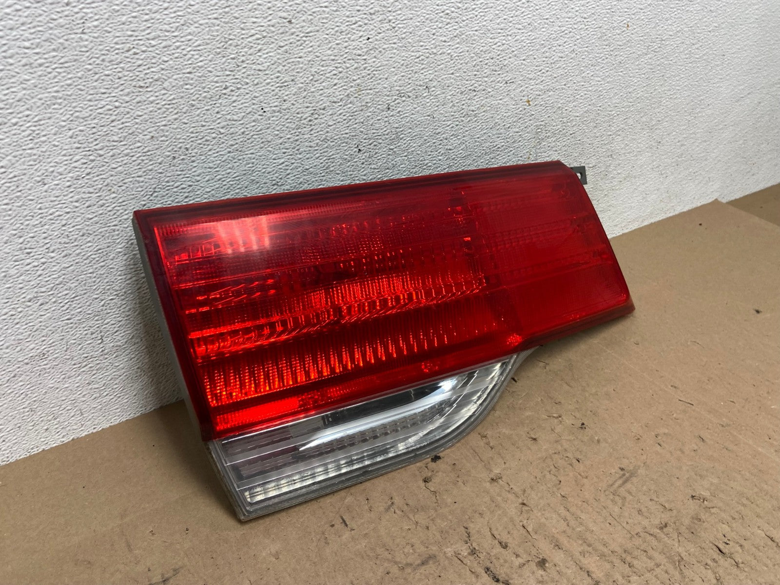 2008 to 2010 Honda Odyssey Left Driver LH Side Tail Light Inner AE6559 LK2