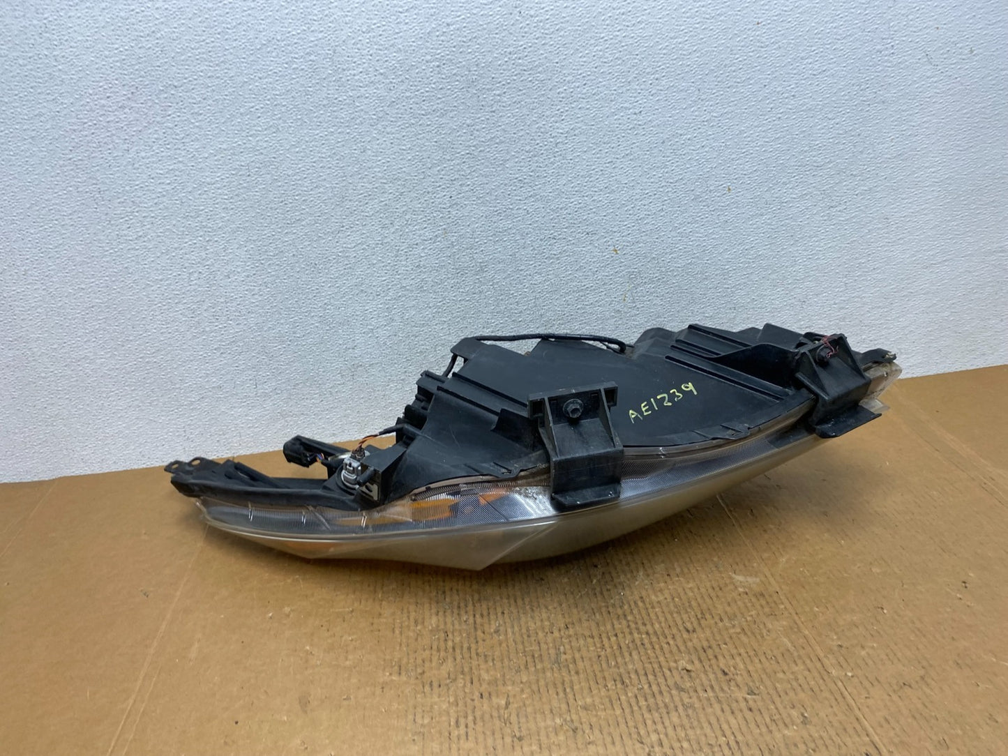 2010 - 2013 Mazda 3 Halogen Left Driver Halogen Headlight AE1239 DW7