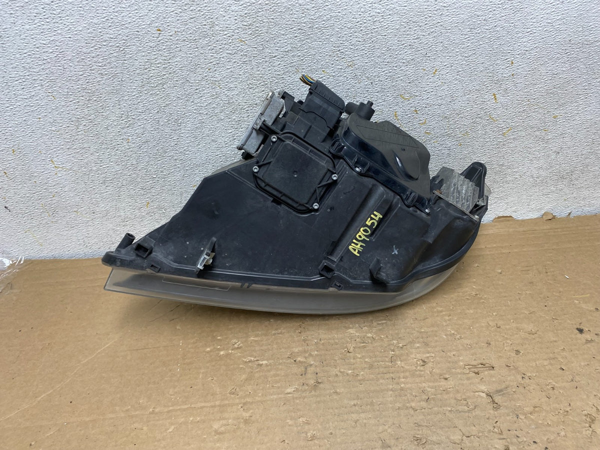 2009-2011 Bmw 3 Series 328i 4/D Sedan Right Passenger Headlight Xenon AH90545