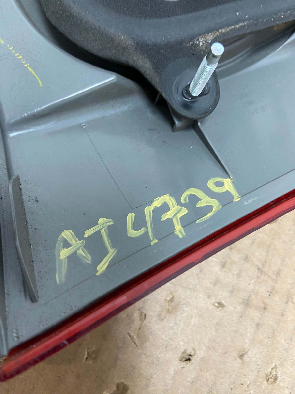 2006 - 2010 Toyota Sienna Left Driver Lh Side Inner Tail Light AI4739 LK6