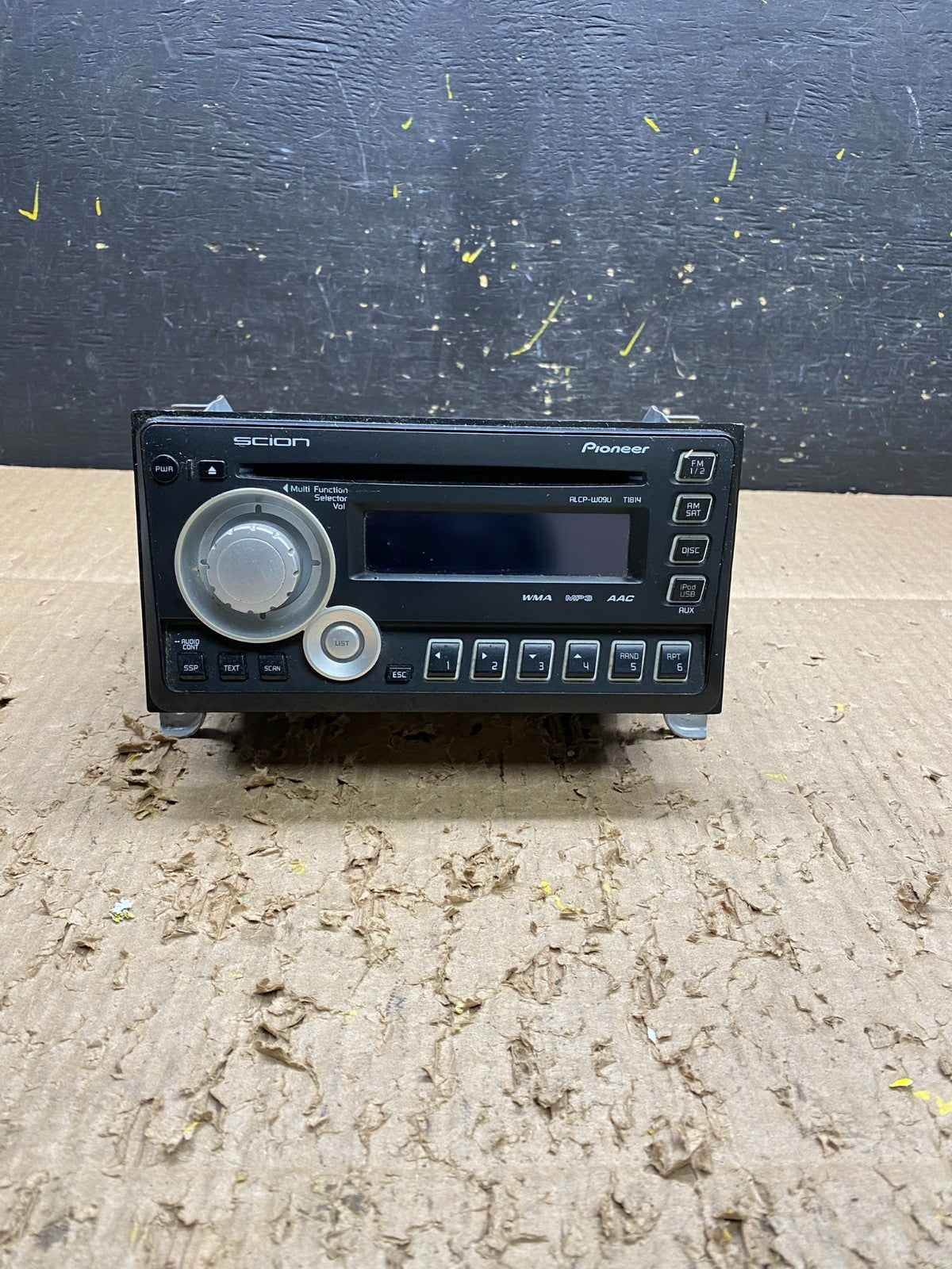 2008 - 2015 Scion xD xB Pioneer AM FM Toyota CD Stereo Radio Receiver v7284 DG0