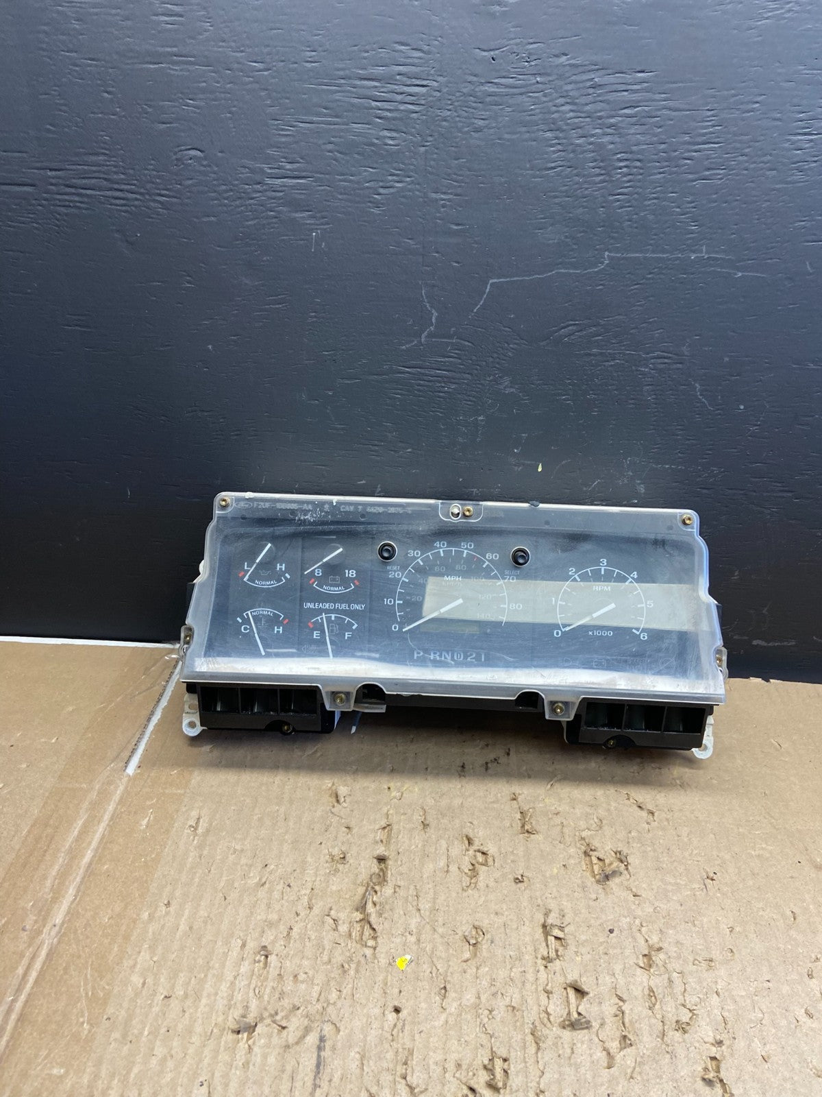 1994 to 1997 Ford F250 F350 Speedometer Cluster Gauge ab5786 DG0