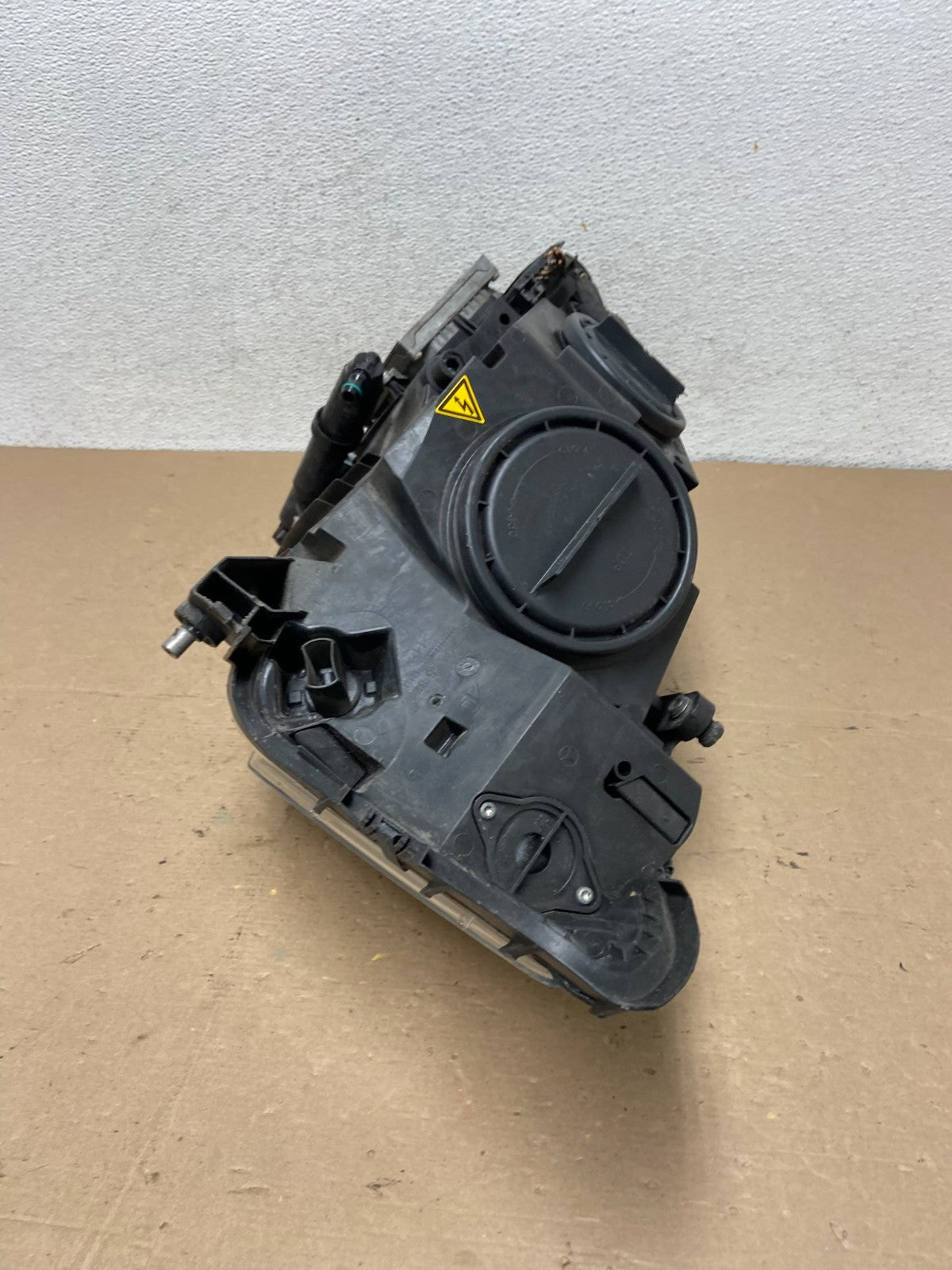 Xenon HID 2007 to 2009 Mercedes S-Class Right Passenger Rh Headlight AF5004 DW4