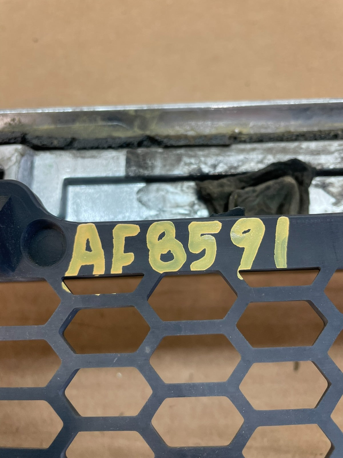 2004 to 2008 Ford F150 F-150 Front Upper Grill Grille AF8591 DG6