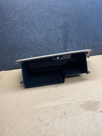1999-2004 Ford F250 F350 Excursion Super Duty Glove Box Storage Compar ah3483 DG3