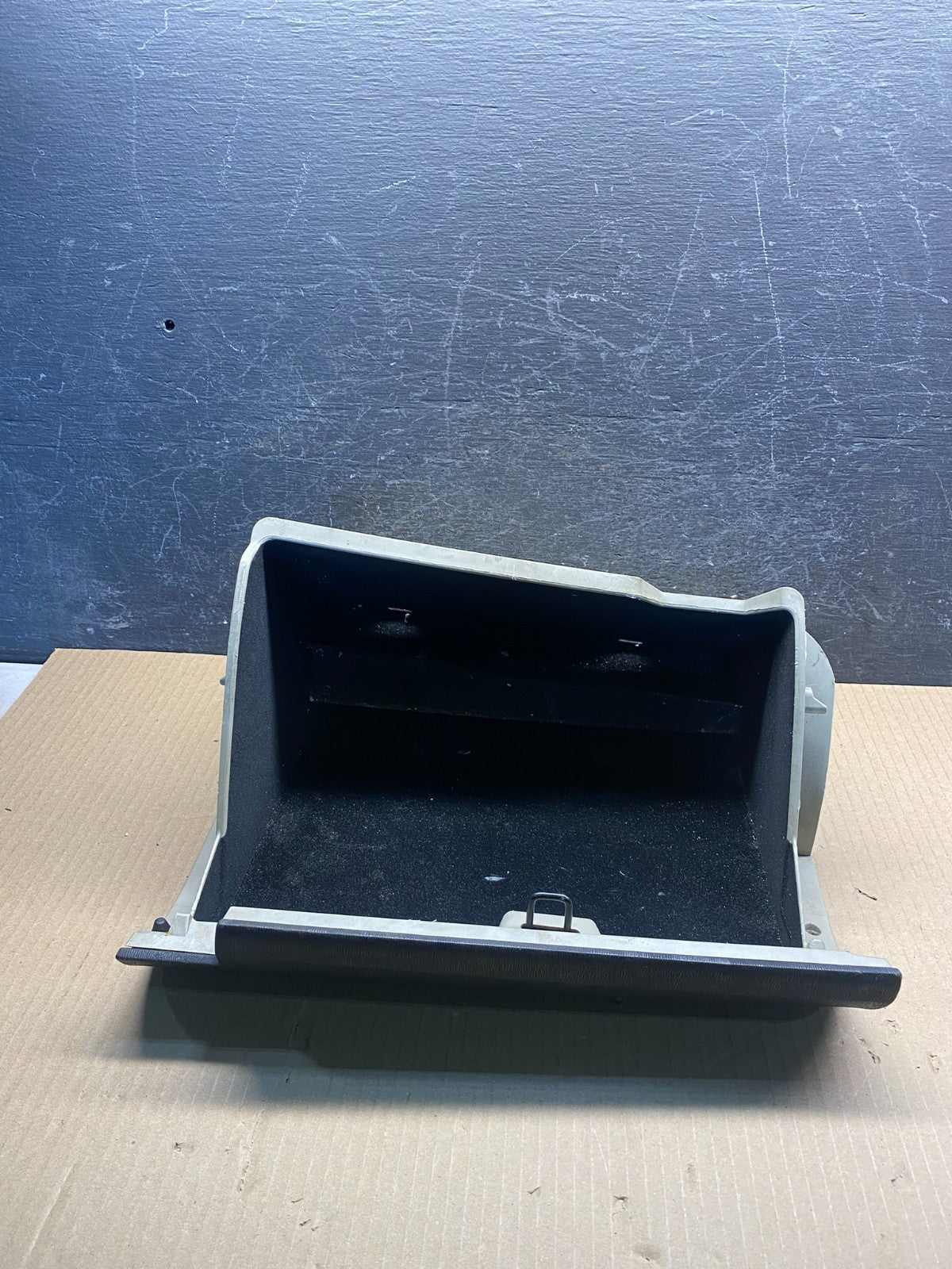 2004 to 2009 Toyota Prius Glove Box Compartment AH7434 DG3
