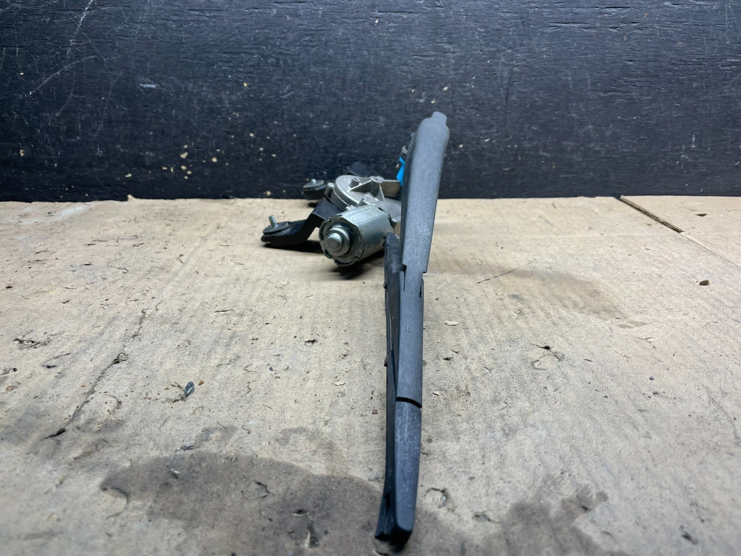 2009 - 2012 Hyundai Elantra Wagon Rear Glass Windshield Wiper Motor W7346 DG8