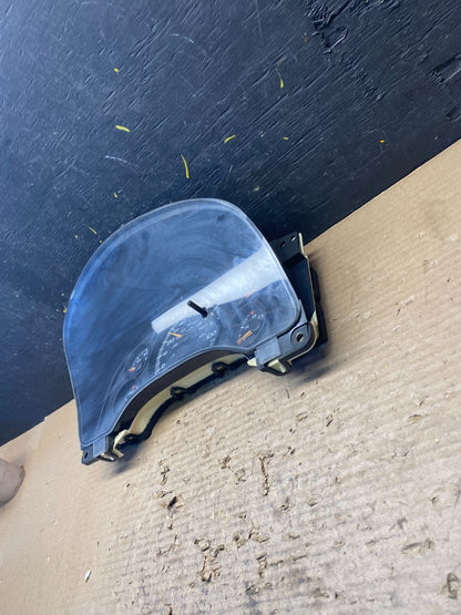 2004 to 2007 Chevrolet Express Speedometer Cluster Gauge S8996 DG2