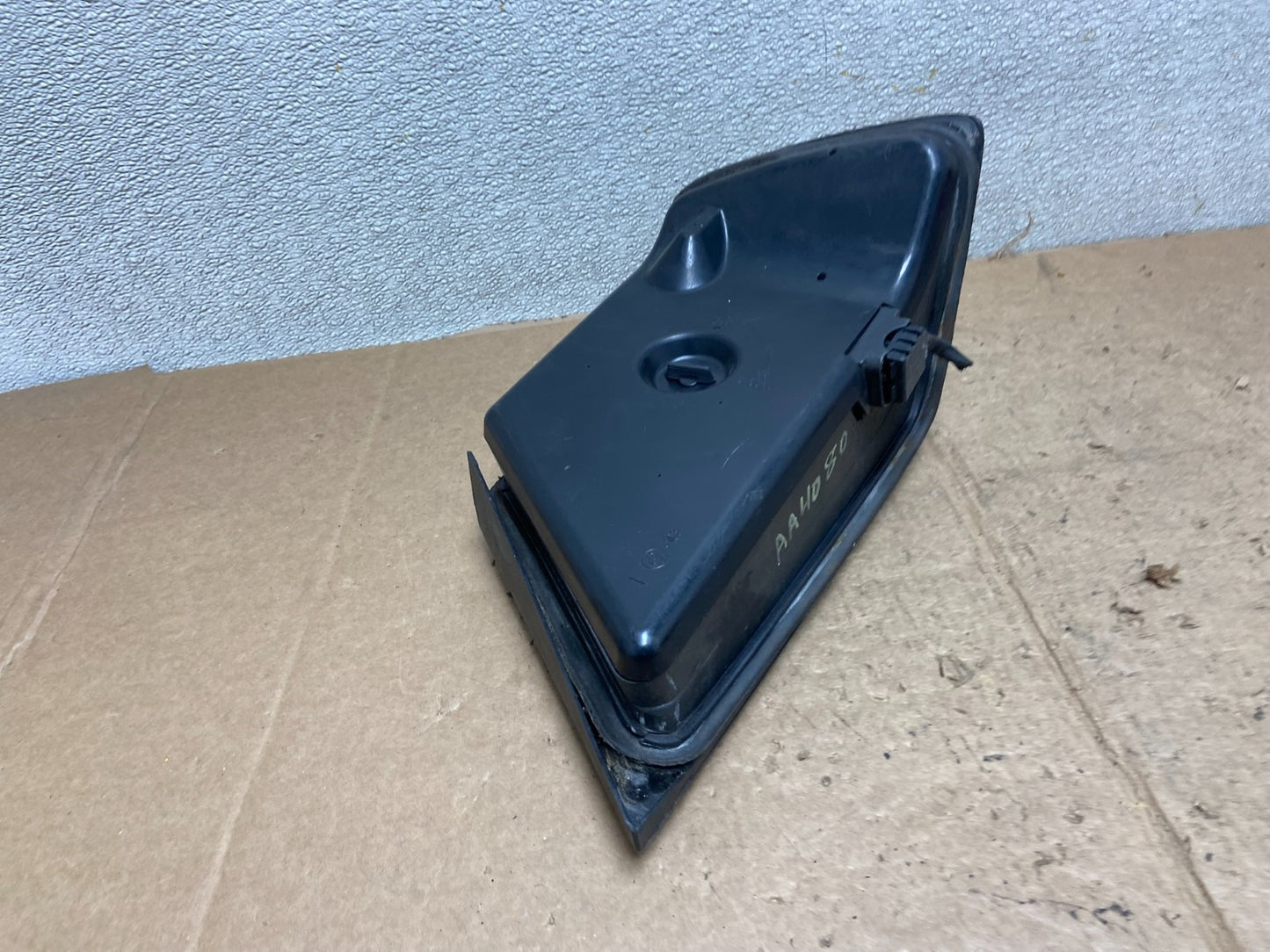 1994 to 1995 Mercedes E Class W124  Left Driver LH Side Tail Light AA4080 DW6