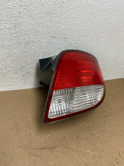2000 2001 Hyundai Tiburon Right Passenger RH Side Tail Light AD6540 DG1