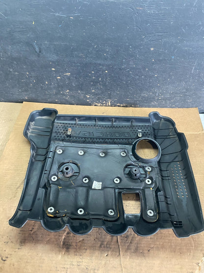 2004 2005 2006 Kia Optima 2.4L  Engine Motor Cover OEM Q8491 DG5