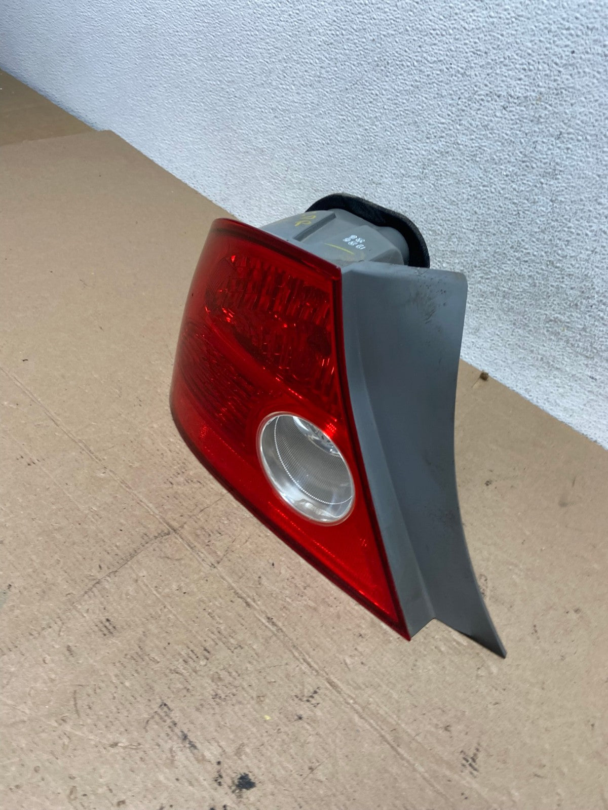2004-2005 Honda Civic Coupe Left Driver Side Tail Light AF4703 LK1