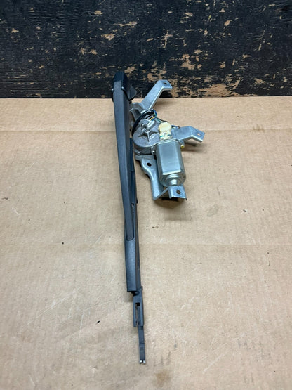 2005 to 2009 Subaru Legacy Outback Rear Windshield Wiper Motor AA90102