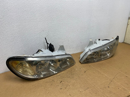 2000 to 2001 Infiniti I30 Left Right Side Headlights Halogen AC76292
