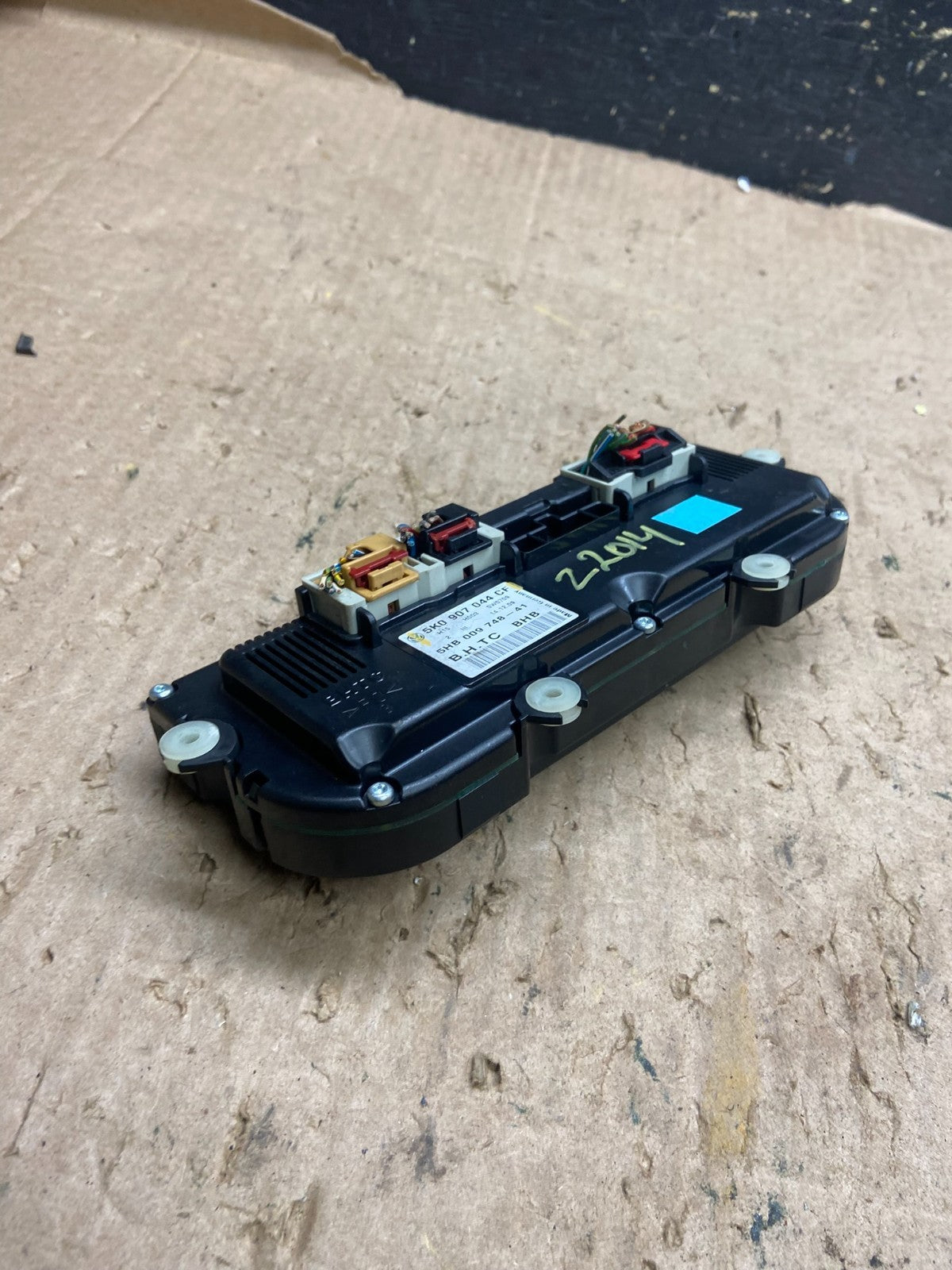2009 - 2011 Volkswagen CC Center Climate Control Panel AC Heater Z2014 DG3