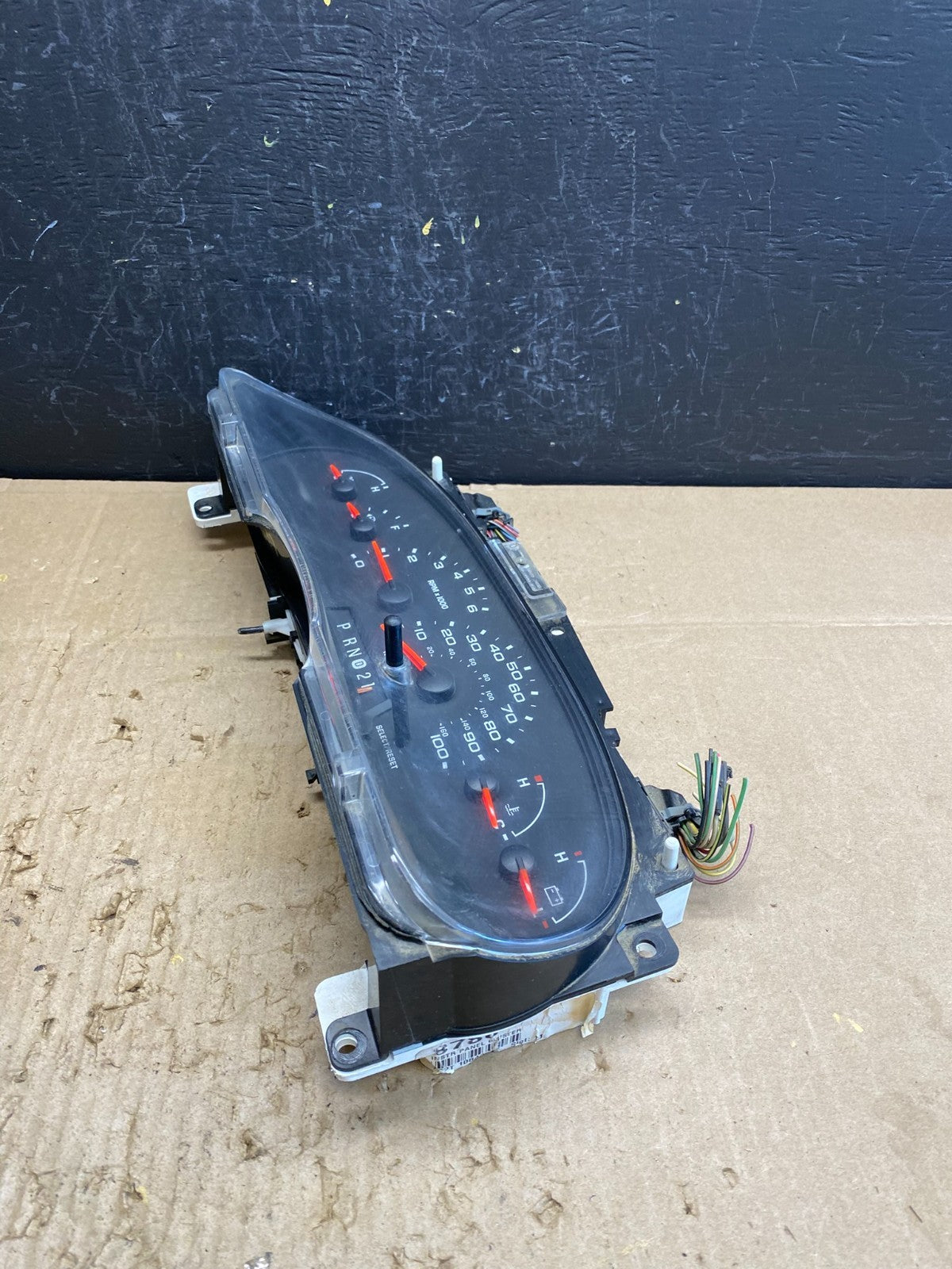 2006 Ford E350 Gauge Speedometer Cluster OEM AC4637 DG2