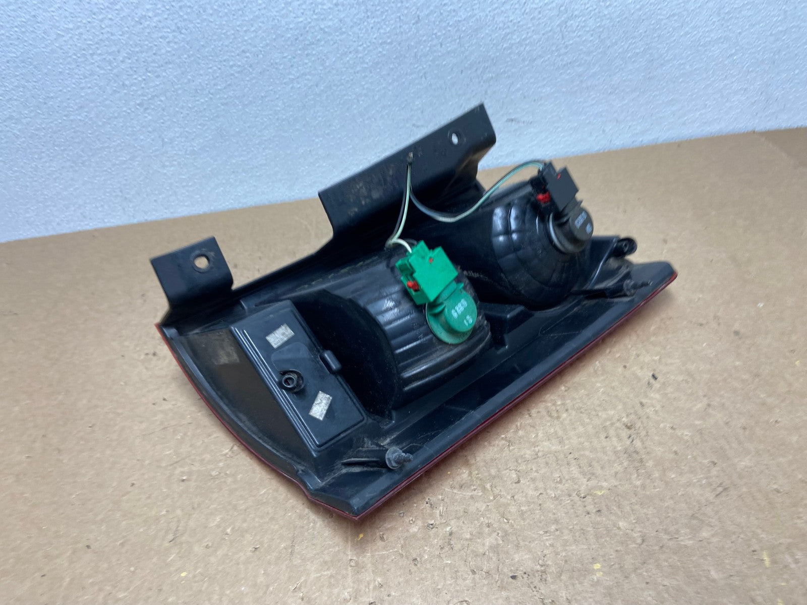 2008-2010 Chrysler Town and Country Left Driver Tail Light Oem AC1517 LK5