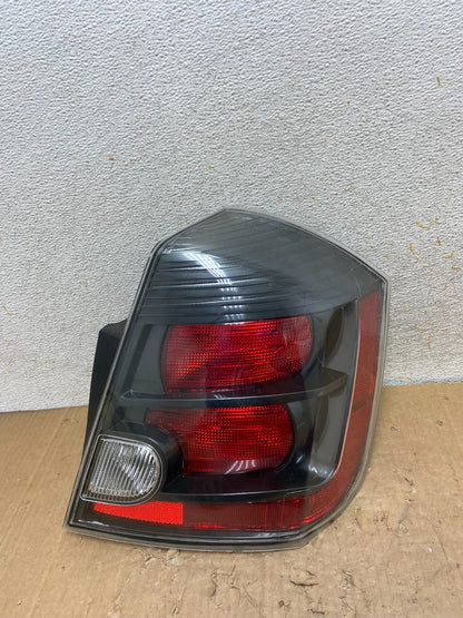 2007 to 2012 Nissan Sentra Right Passenger Rh Black Tail Light AI9260 LK0