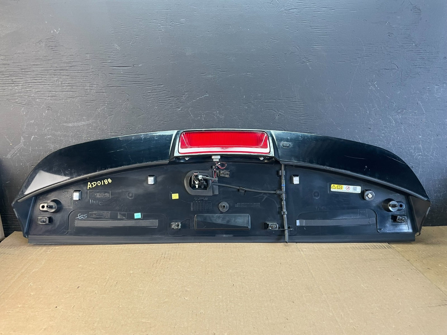2016 to 2019 Ford Explorer Rear Upper Tailgate Liftgate Wing Spoiler ad0153 DG6