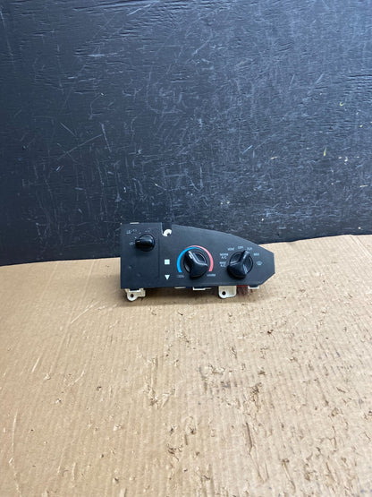 1997-2014 Ford Van Econoline E150 E250 Heater Climate Fan Control AF1477 DG0